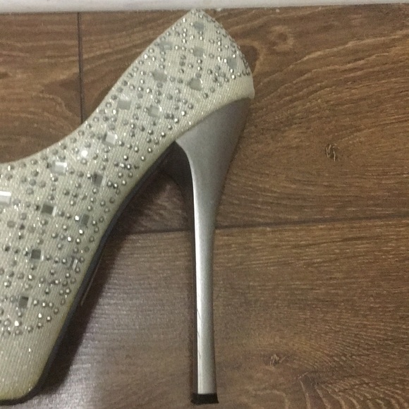 Silver Rhinestone Pumps - Picture 8 of 11